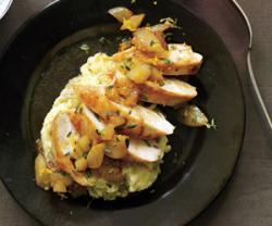 Печено пиле с ябълки